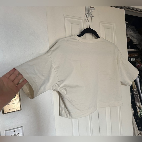 Kotn woman’s heavy weight cropped T - Picture 4 of 10